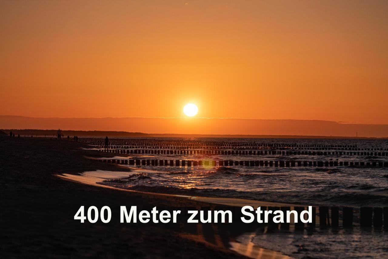 Ostseelagune Zingst, Exklusive Dhh, Strandnah, Sauna, Kamin, 3 Sz, 2 Baeder, Glasfaser, Haustierfrei, Garten Mit Suedterrasse, E-Ladesaeule, 2 Stellplaetze, Strandkorb, Fahrradschuppen, Waschmaschine, Trockner, Nichtraucher Luaran gambar