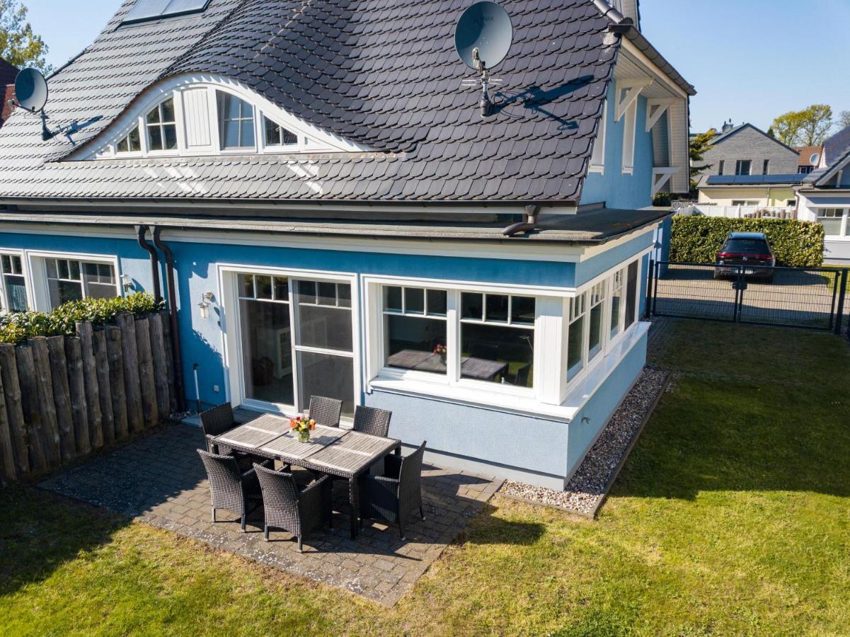 Ostseelagune Zingst, Exklusive Dhh, Strandnah, Sauna, Kamin, 3 Sz, 2 Baeder, Glasfaser, Haustierfrei, Garten Mit Suedterrasse, E-Ladesaeule, 2 Stellplaetze, Strandkorb, Fahrradschuppen, Waschmaschine, Trockner, Nichtraucher Luaran gambar